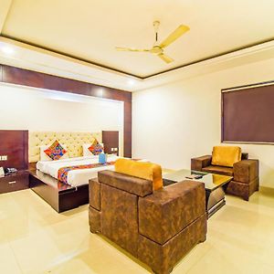 Fabhotel Transit Delhi Airport Mahipalpur